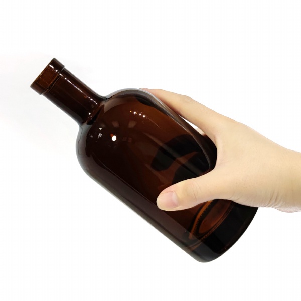 Designing Competitive Advantage with Premium Glass Bottles and Eco-Friendly Packaging