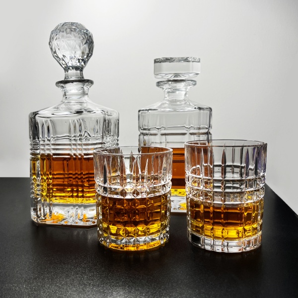 Glass Bottle Deep Processing: 8 Finishing Techniques for Premium Packaging