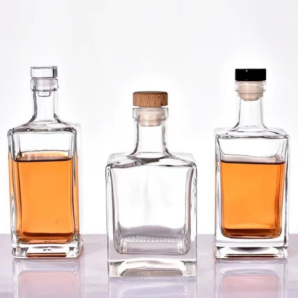 Premium Custom Glass Bottles: One-Stop Packaging Solutions from LYL GLASS