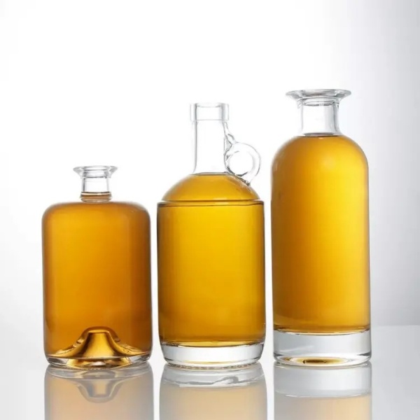 How Premium Glass Bottles Shape the Future of Sustainable and Customized Packaging