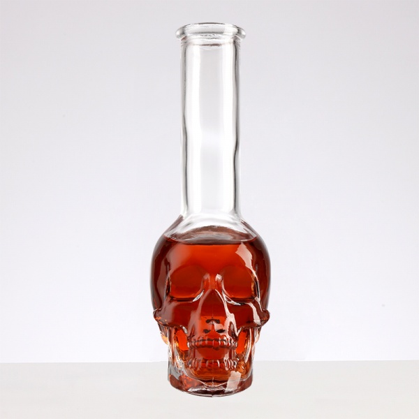 Elevate Your Brand with Premium and Eco-Friendly Customizable Glass Bottles