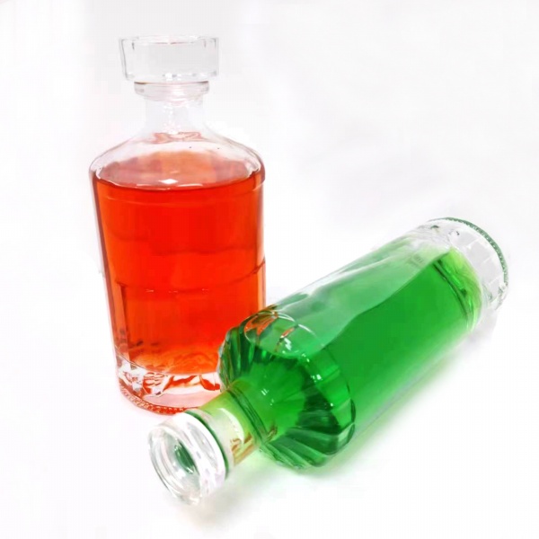 Why Global Brands Choose LYL GLASS for Custom Glass Bottles and Luxury Packaging Solutions