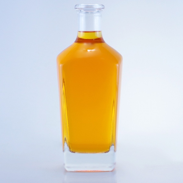 Elevating Brands with Premium Glass Bottles and Sustainable Packaging